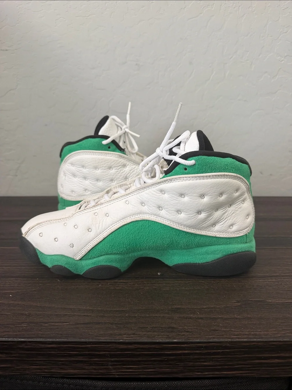 Air Jordan 13 Retro “Lucky Green”